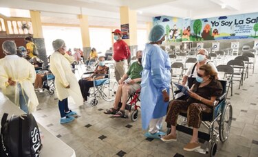 Vacunación se traslada a los circuitos 8-2  y 8-3; en el circuito 8-7 la asistencia fue baja                 