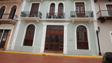 Fijan audiencia por bolsas de comida