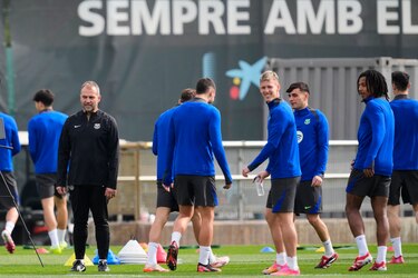 Flick asegura que el equipo quiere ‘jugar’ y ‘ganar’ al Benfica por el doctor Miñarro
