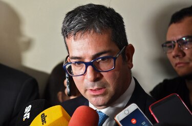 DEA, FBI y autoridades colombianas colaboran en la investigación del asesinato del fiscal paraguayo