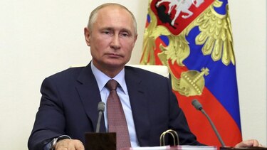 Vladimir Putin admite la existencia de ‘decenas de personas’ de su entorno con Covid-19