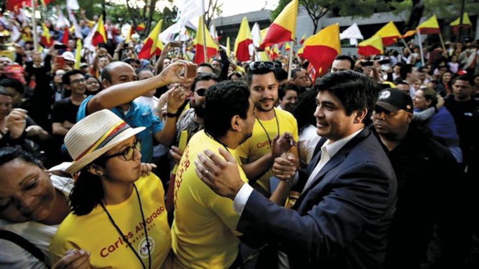 Costa Rica, a las urnas entre la fe y la política