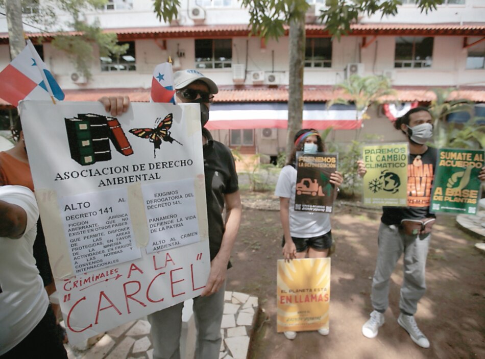 Ambientalistas exigen derogar la certificación en áreas protegidas