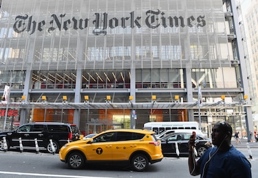 Editor del ‘New York Times’ renuncia tras polémica por artículo de senador