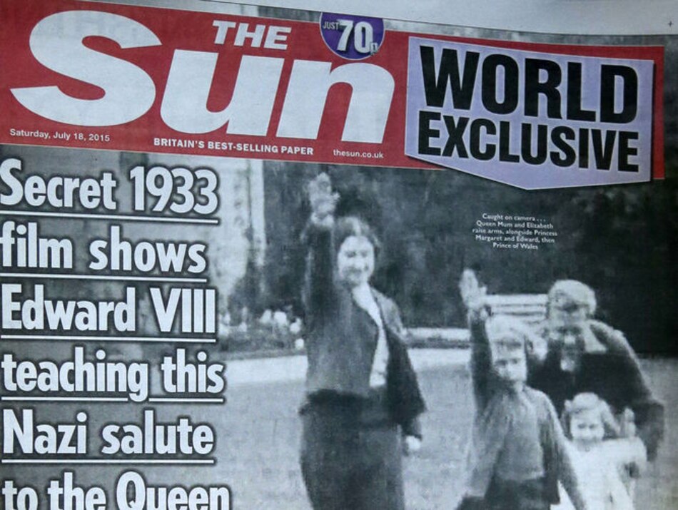 Foto de Isabel II haciendo el saludo nazi reaviva debate incómodo