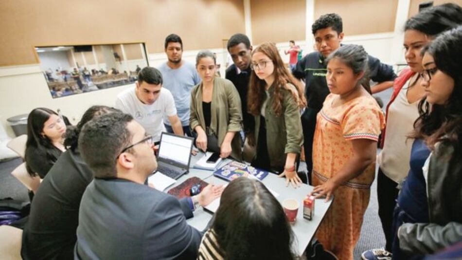 El laboratorio de Acción Ciudadana está formando a 150 jóvenes líderes