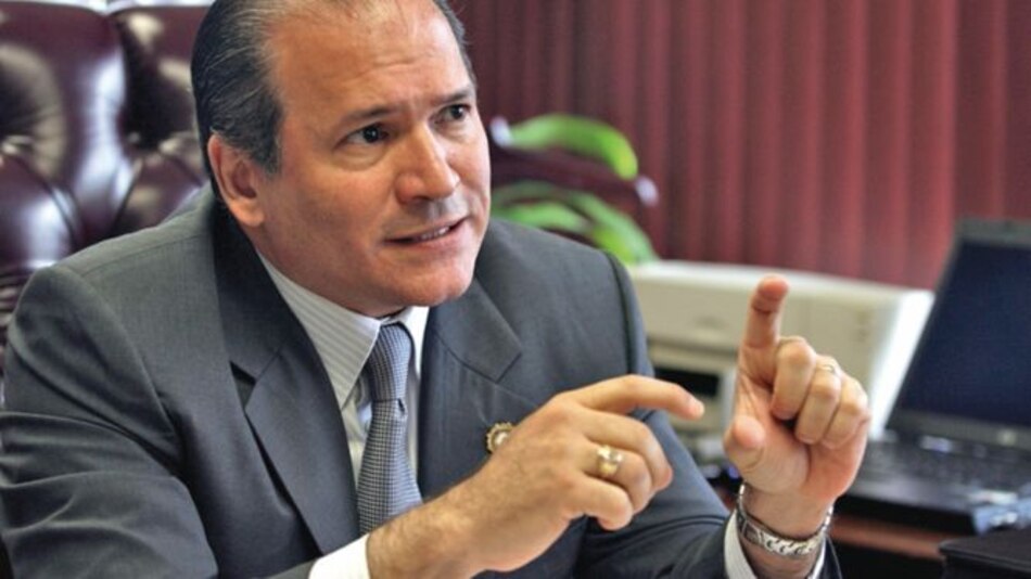 'Si algo me sucede es responsabilidad de Ricardo Martinelli', dice el magistrado Harry Díaz