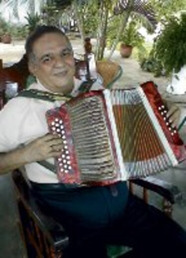 ‘Puse al campesino a bailar con la clase alta’