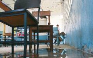 Otro colegio en abandono