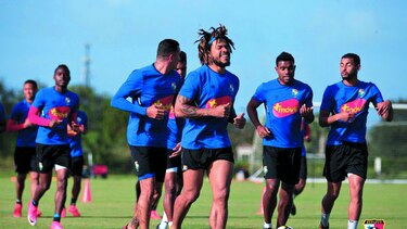 El 60 para Bolillo y el 93 de la selección
