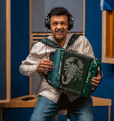 ‘TipiPop’ busca llevar la música típica panameña al mundo con una mirada contemporánea