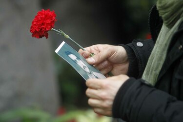 Miles de chilenos marchan en recuerdo de las víctimas de la dictadura