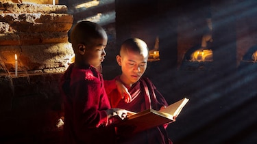 El complejo ritual para encontrar al sucesor del Dalai Lama (y el posible conflicto con China)