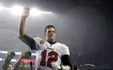 Tom Brady, de 45 años, dice que no contempla su retiro en un futuro cercano