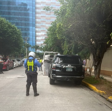 ATTT refuerza operativo ‘Mal Parqueados’ para mejorar la movilidad vehicular en fin de año