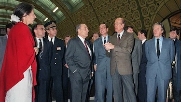 Publican en Francia las apasionadas cartas de amor de François Mitterrand