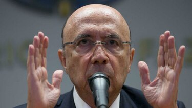 Brasil: ministro de Economía anuncia cortes de gastos; mantiene programas sociales