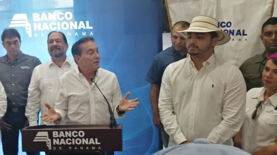 Cortizo recibe el análisis de los primeros 18 aspirantes a la Corte