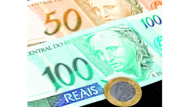 Se inicia retiro de fondos en Brasil