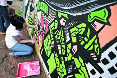 La invasión, un cuarto de siglo después