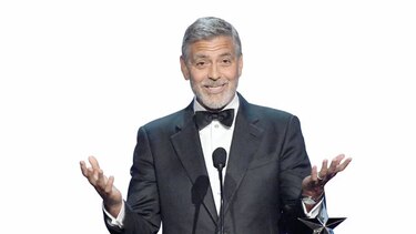 Clooney recibe honores