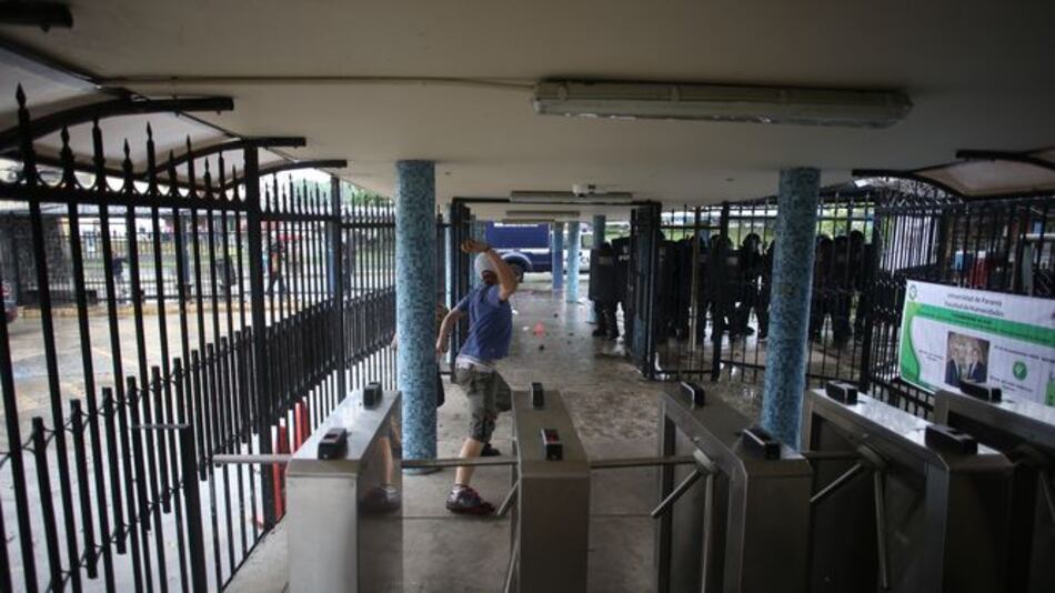 Clases en la Universidad de Panamá continúan suspendidas