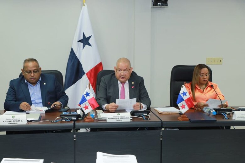 La venta de las tierras a la ACP paga las deudas de ministerios y otras instituciones