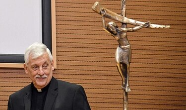 ‘Hay que construir puentes para el diálogo en Venezuela’, insta superior de los jesuitas