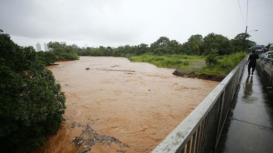 Al menos 280 casas afectadas por inundaciones en la capital