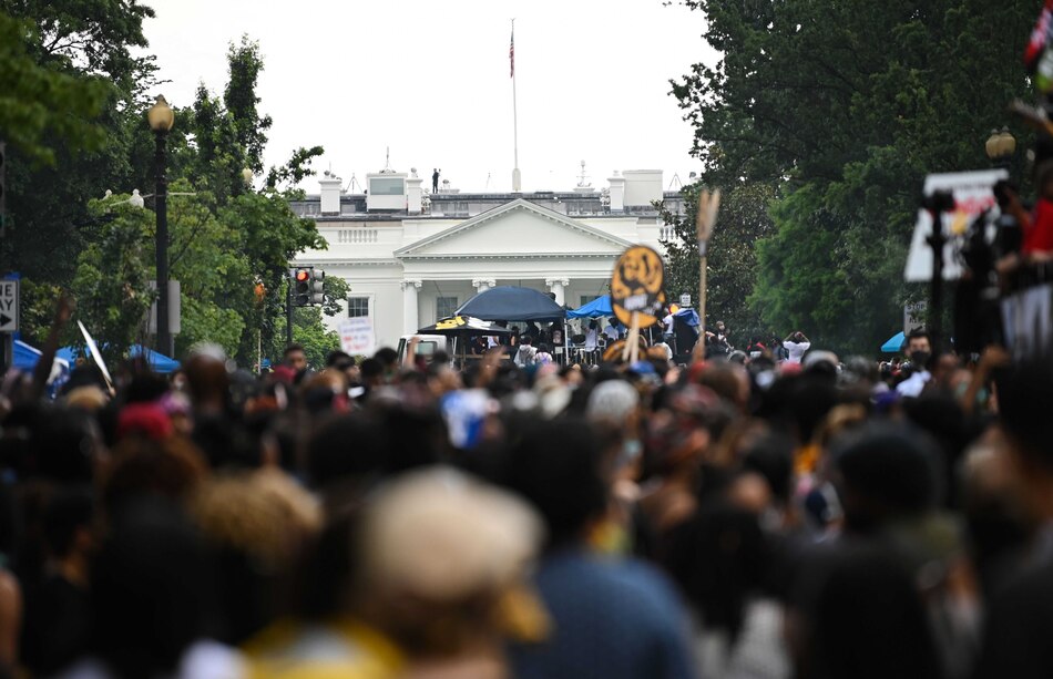 Estados Unidos conmemora el fin de la esclavitud en medio de tensiones por el racismo