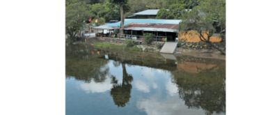Una comunidad interiorana cerca de la ciudad capital