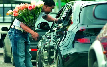 OIT: Alerta por trabajo informal de jóvenes