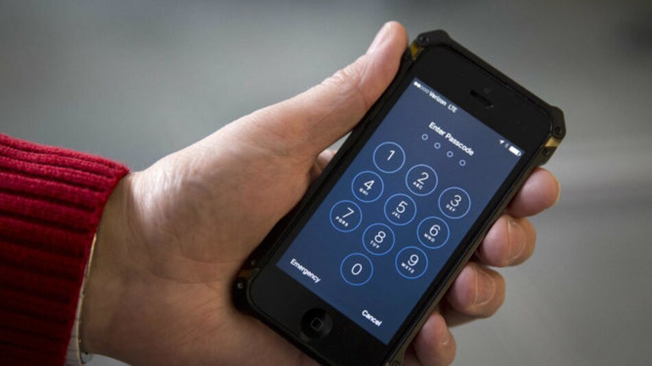 EU: Piden a justicia que obligue a Apple a desbloquear iPhone de atacante