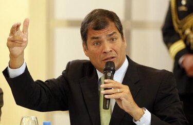 Correa muestra su inconformidad tras el asilo dado por Panamá a periodista