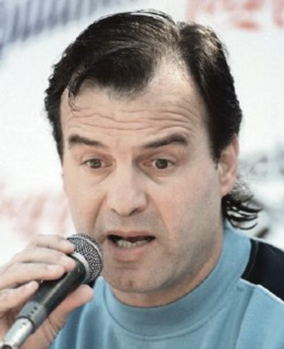 Bielsa tiene el camino expedito en Chile