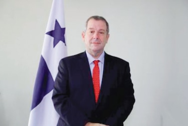 ‘El país debe decidir qué rumbo tomar’, dice Kuzniecky sobre listas
