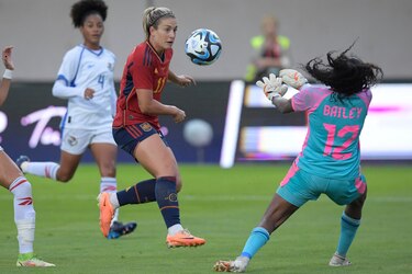 España afina el camino hacia el Mundial con una cómoda victoria ante Panamá
