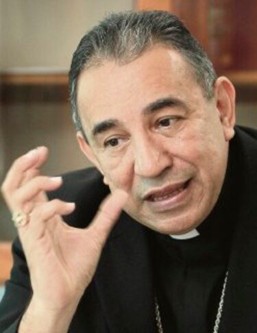 Iglesia pide control en fondos públicos