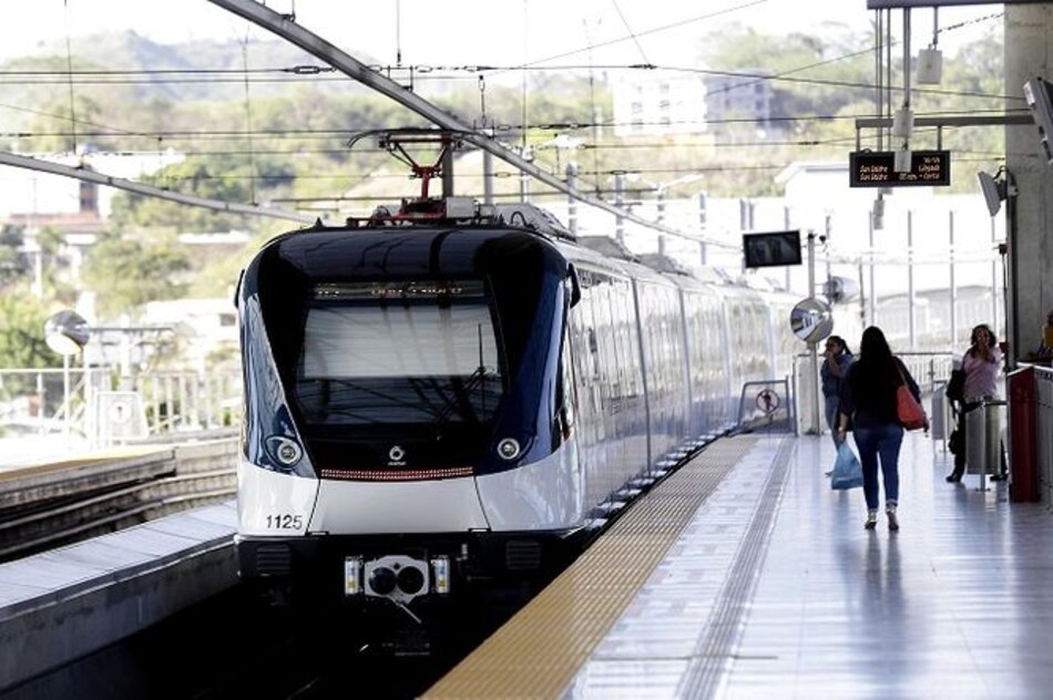 Metro de Panamá anuncia cierre de sus estaciones por inconvenientes en el sistema