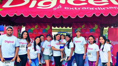Digicel Panamá y Fanlyc