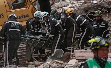 Ecuador: Fiscalía General registra 507 víctimas por sismo de 7.8 grados