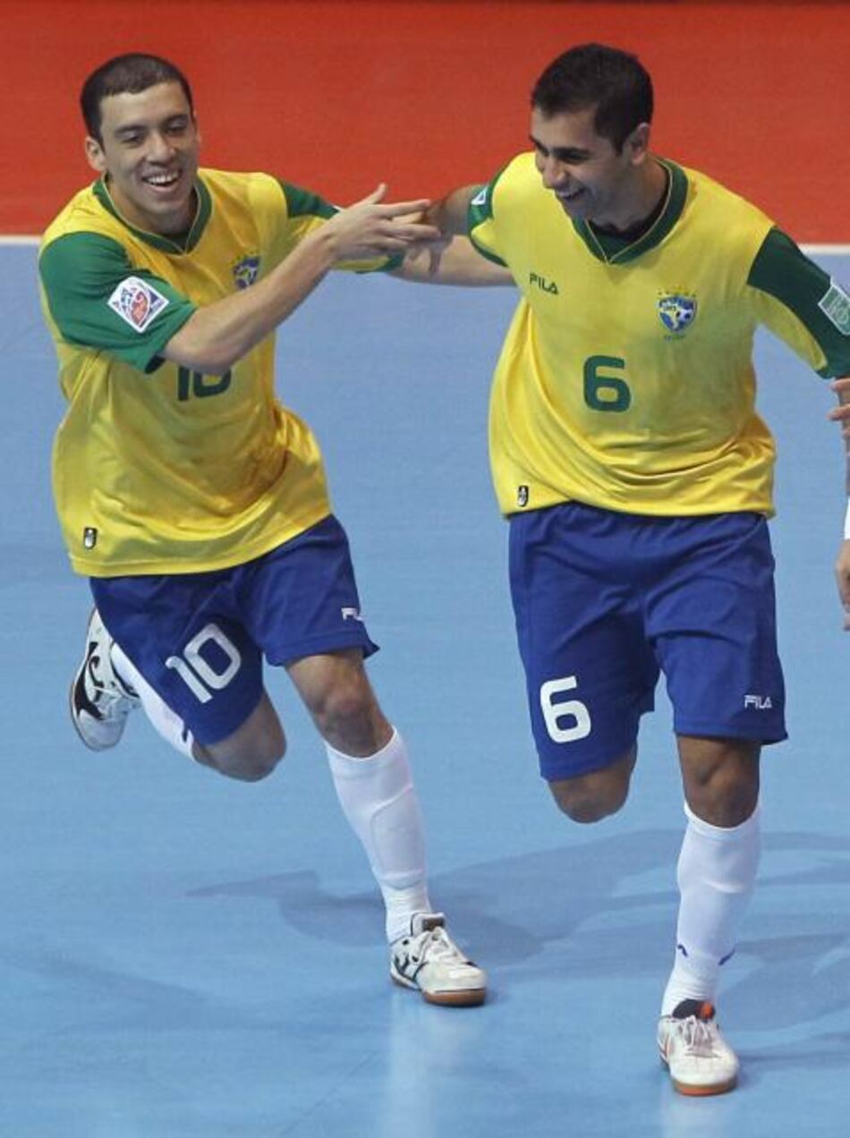 Brasil se proclama campeón mundial de futsal al vencer a España