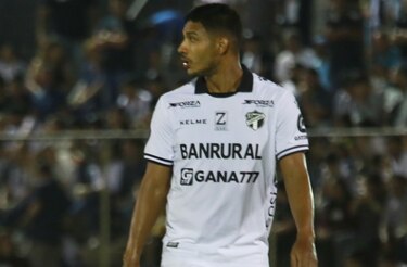 Jorman Aguilar le dio la victoria a Comunicaciones