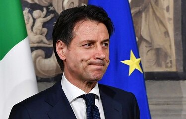 Italia recibe mala nota de agencia de calificación