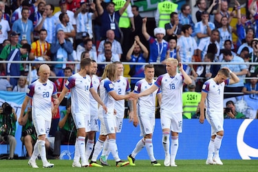 Islandia y Nigeria se juegan su futuro en el Mundial