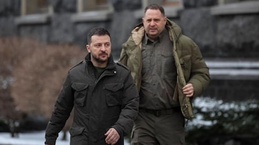 Dimite el asesor más cercano de Zelensky en medio de un escándalo de corrupción en Ucrania