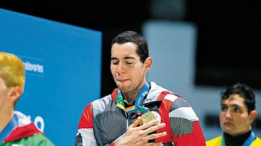 Edgar Crespo gana el primer oro para Panamá