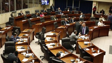 Diplomáticos podrán ocupar cargos directivos en la Cancillería