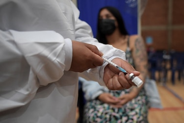 Colombia detecta variante Delta tras enfrentar la ola más mortífera de la pandemia