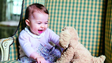 La princesa Charlotte cumple seis meses